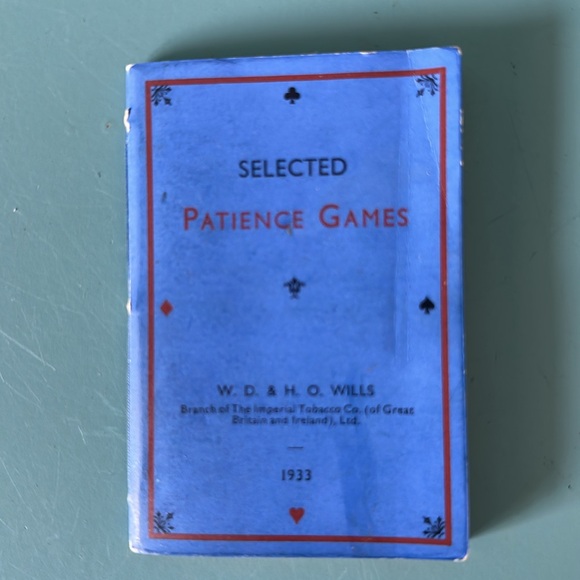 / Vintage Beautiful Patience, Elegant Bird-Themed Playing Cards - Picture 5 of 7